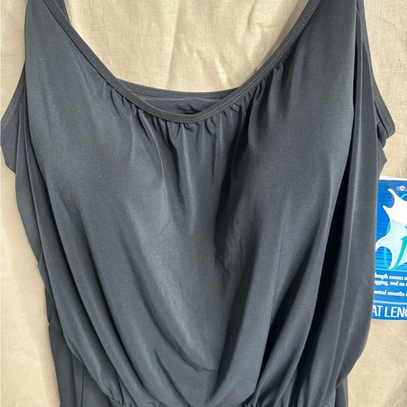 NWT Great Lengths Black One pc Swimsuit built in skirt Extra Length Plus size 22 - Picture 3 of 13